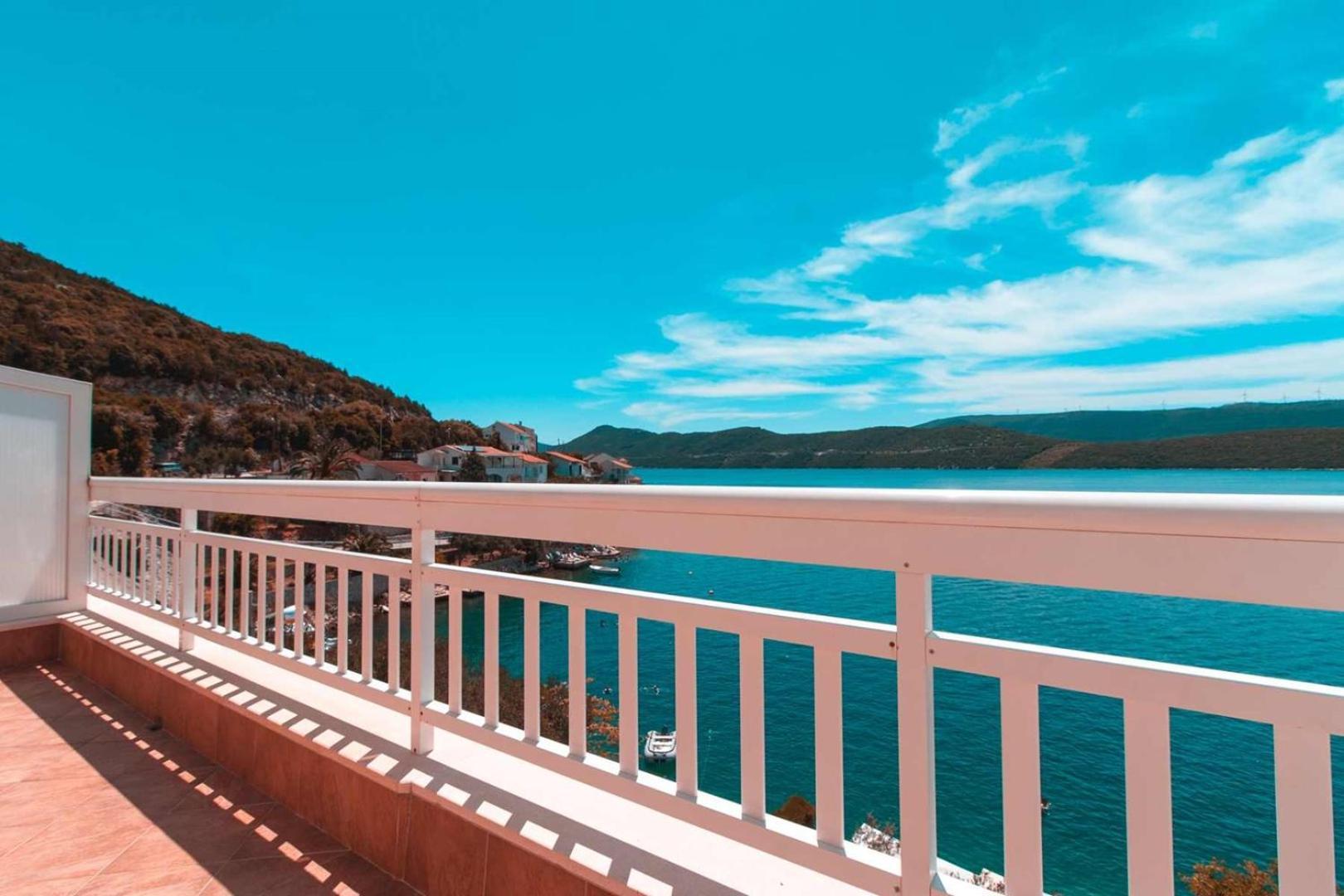 Villa Raguz Sa Privatnom Plazom I Garazom Neum Exteriér fotografie