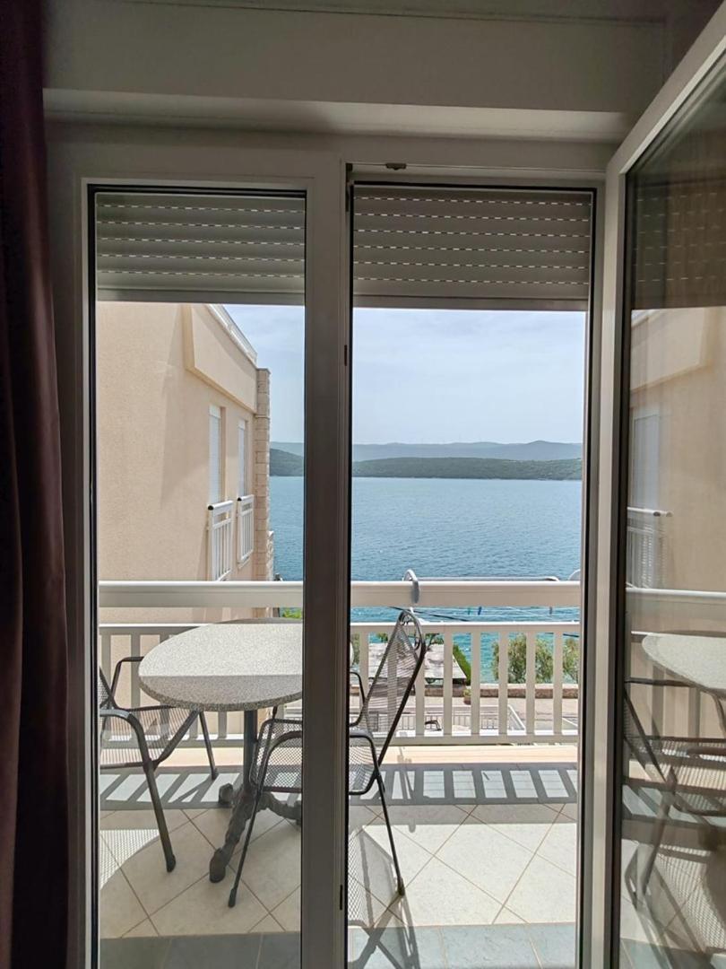 Villa Raguz Sa Privatnom Plazom I Garazom Neum Exteriér fotografie